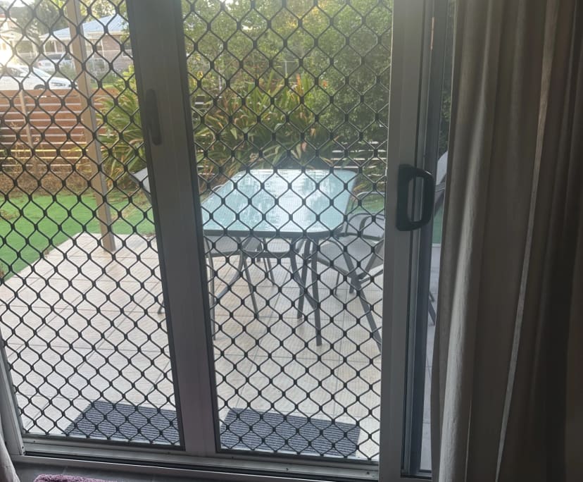 $300, Flatshare, 3 bathrooms, Rosslea QLD 4812