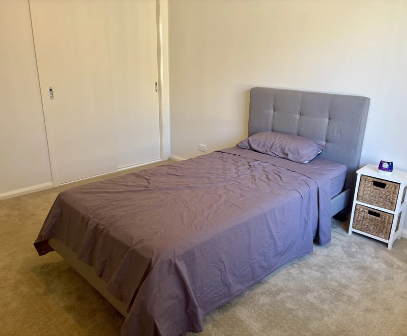 Room in a share house