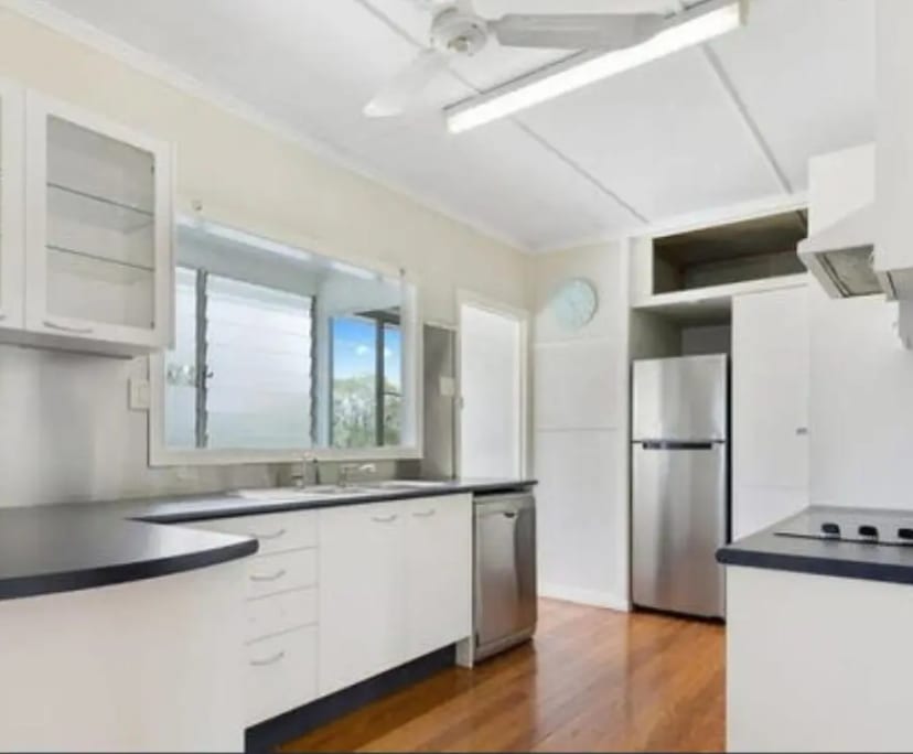 Whole property with 3 rooms for rent