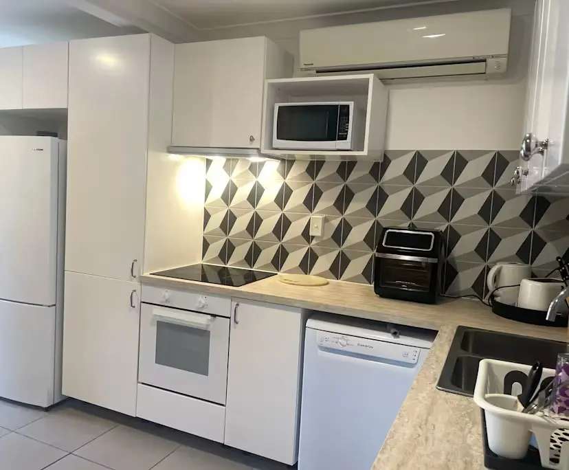 Room for Rent in Annerley, Brisbane | $320, Furnishe... | Flatmates.com.au