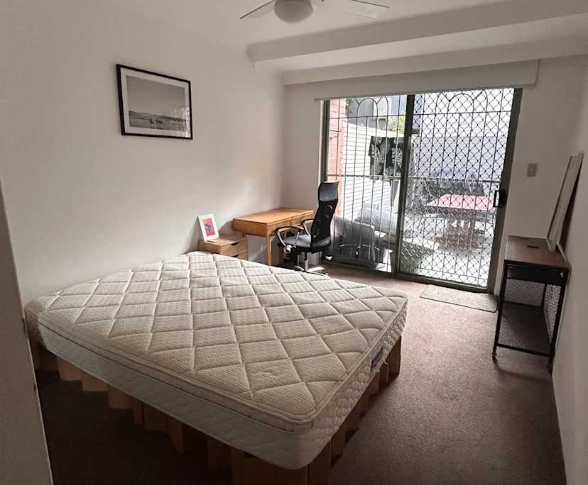 $560, Flatshare, 2 bathrooms, Surry Hills NSW 2010