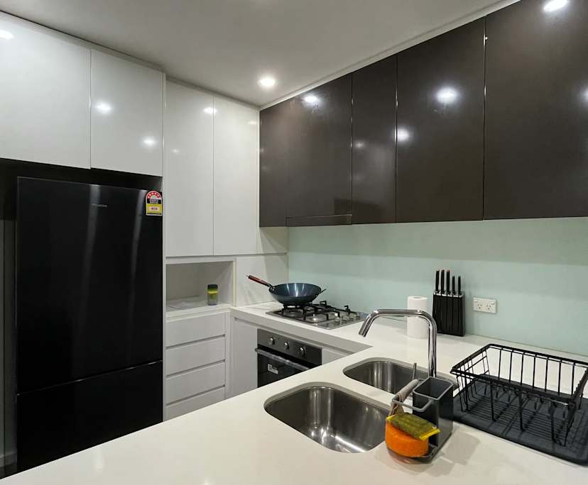 Unfurnished room in a flatshare