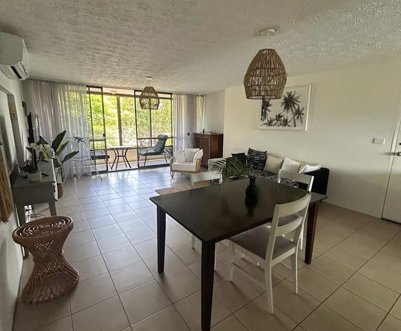 $450, Share-house, 2 bathrooms, Broadbeach Waters QLD 4218