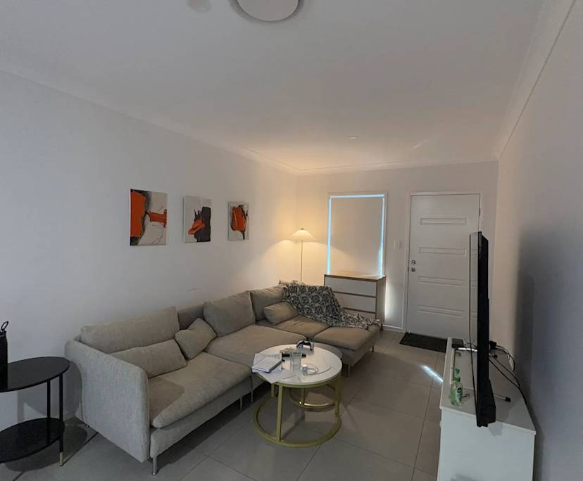 Unfurnished room in a share house