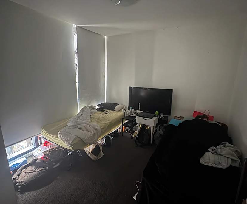 Room in a share house