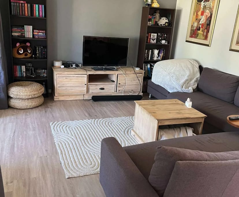 Unfurnished room in a share house
