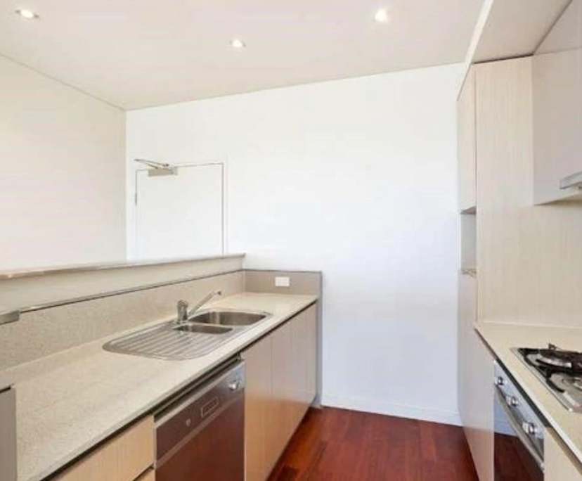 $525, Flatshare, 2 bathrooms, Port Melbourne VIC 3207