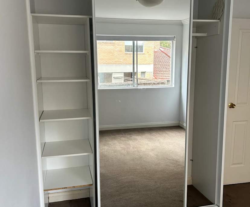 Unfurnished room in a flatshare