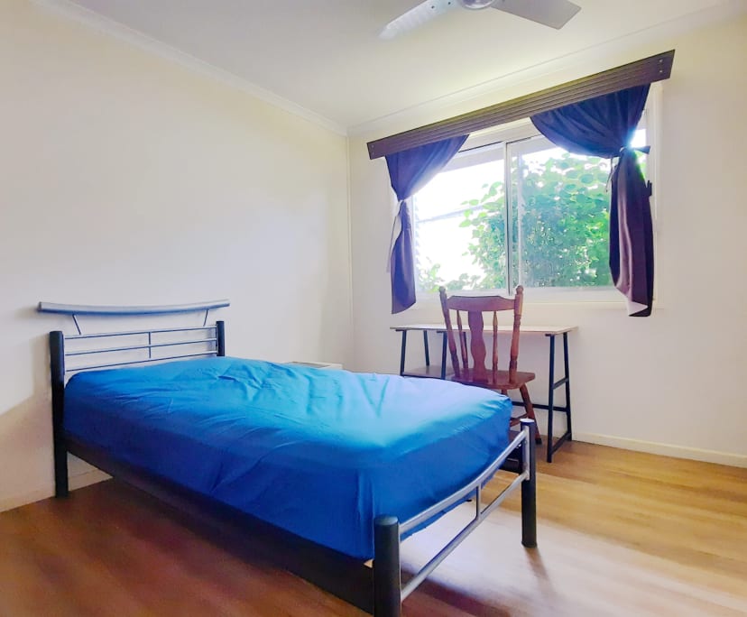 $220, Share-house, 3 bathrooms, Heatley QLD 4814