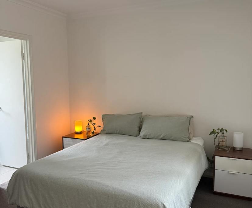 Room in a share house
