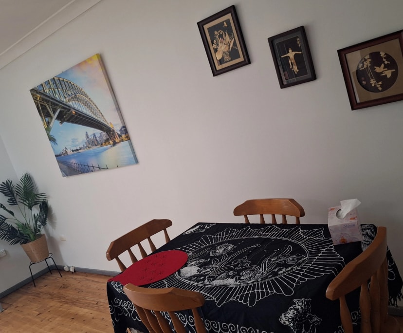 Room in a share house
