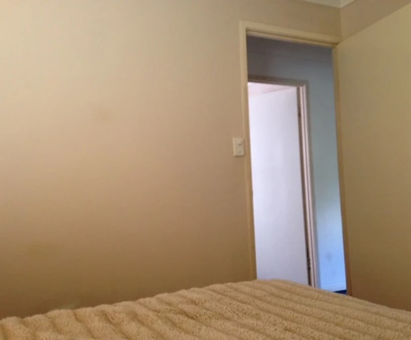 $250, Share-house, 4 bathrooms, Edens Landing QLD 4207