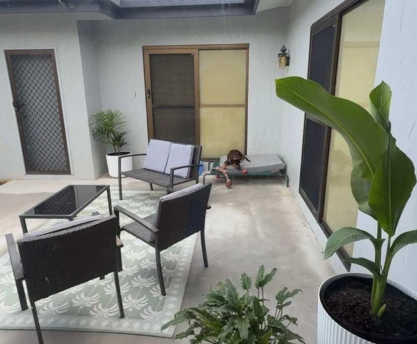 $280, Share-house, 3 bathrooms, Mooroobool QLD 4870