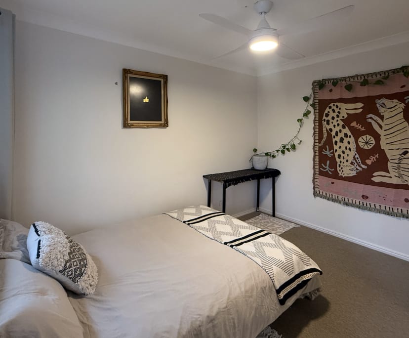 $350, Share-house, 3 bathrooms, Suffolk Park NSW 2481