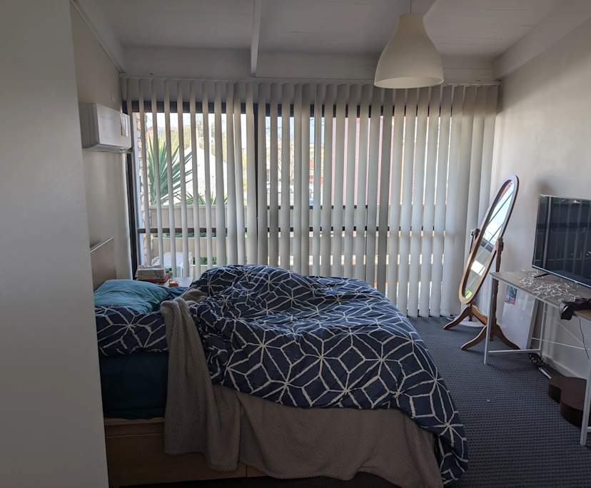 Unfurnished room in a share house