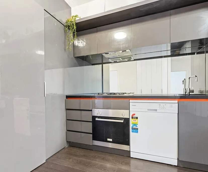propertyImage