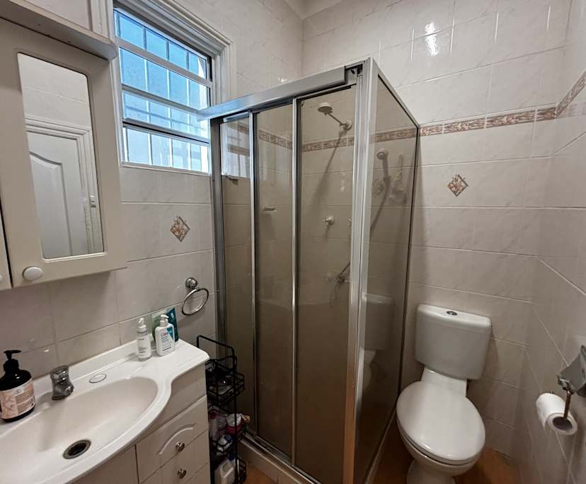 $380, Share-house, 3 bathrooms, Newtown NSW 2042