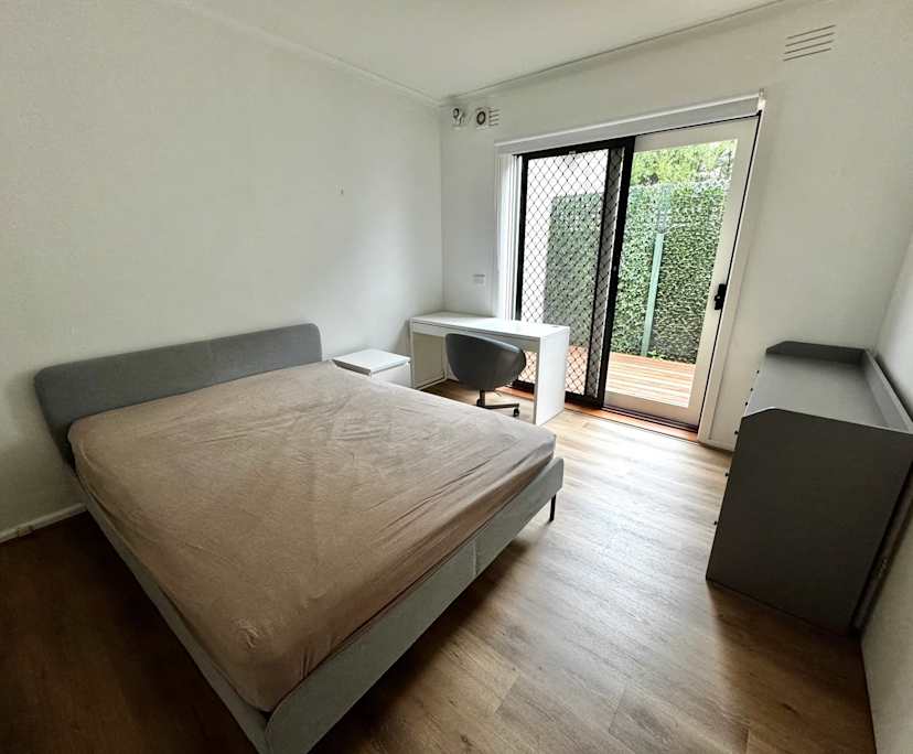 $400, Flatshare, 2 bathrooms, Malvern VIC 3144