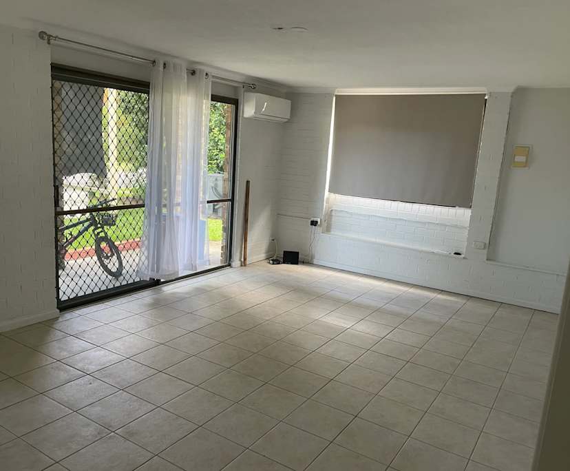 Unfurnished room with own bathroom