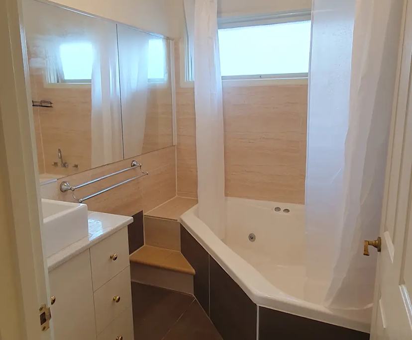 $180-190, Share-house, 2 rooms, Melton VIC 3337, Melton VIC 3337