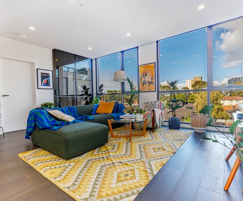 Furnished room with own bathroom