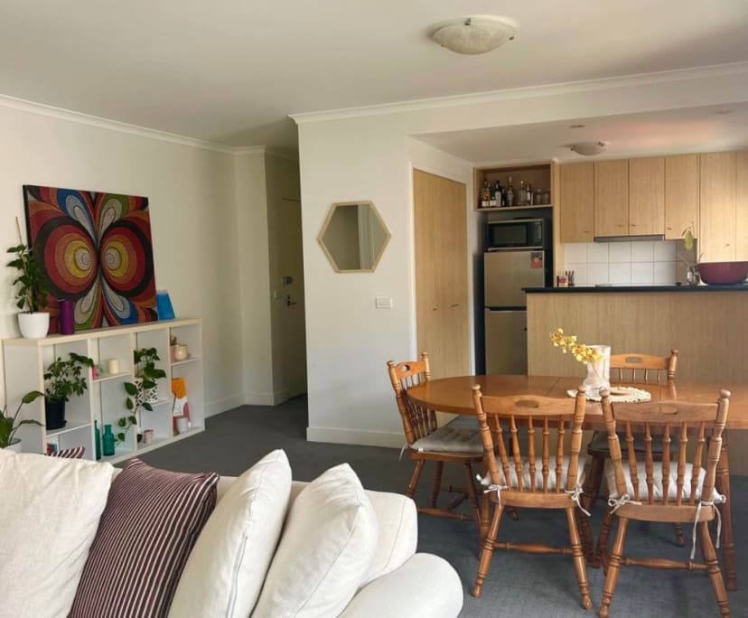 Furnished room in a flatshare