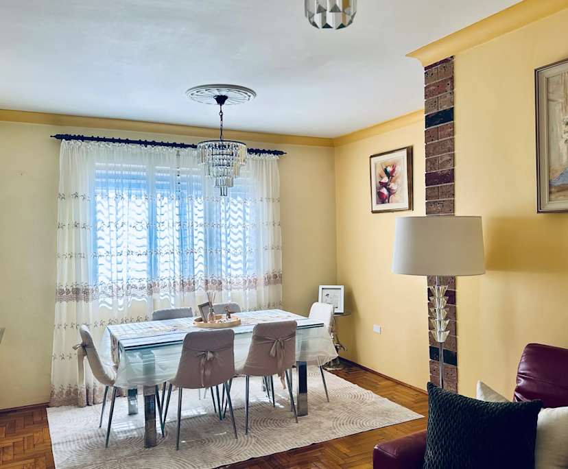 $1,400, Whole-property, 2 bathrooms, Randwick NSW 2031