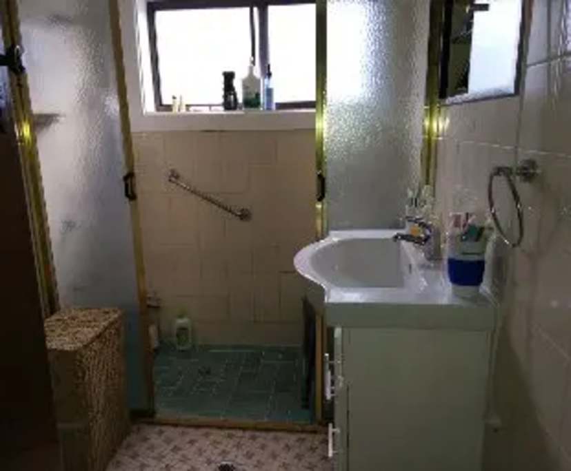 $230, Share-house, 3 bathrooms, Coniston NSW 2500