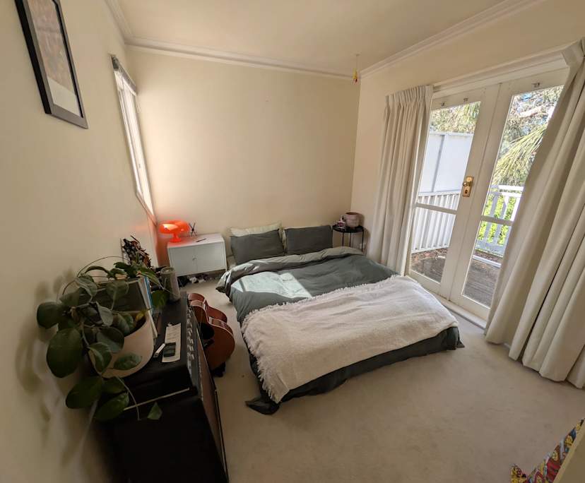 Unfurnished room in a share house