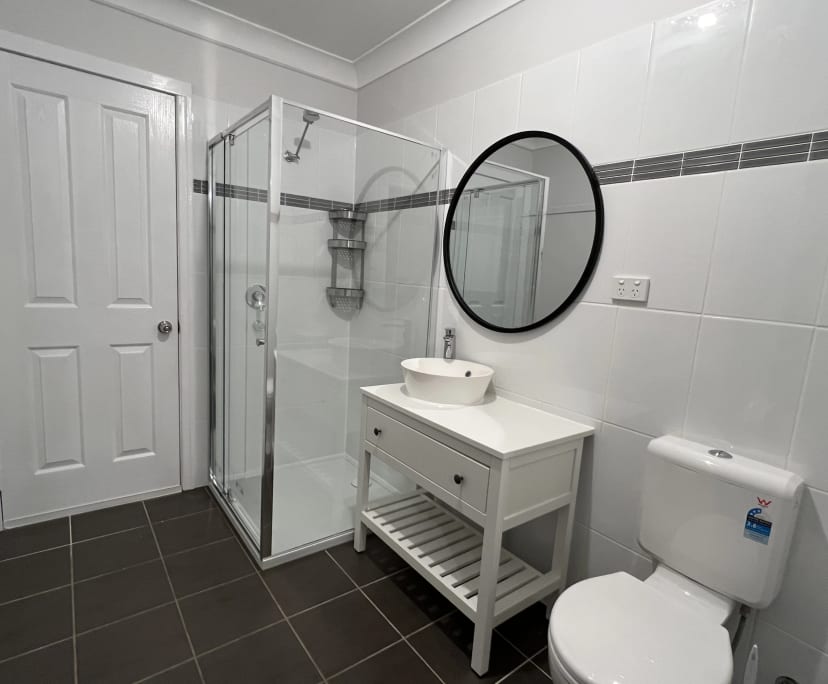 $320, Share-house, 3 bathrooms, Wilsonton QLD 4350