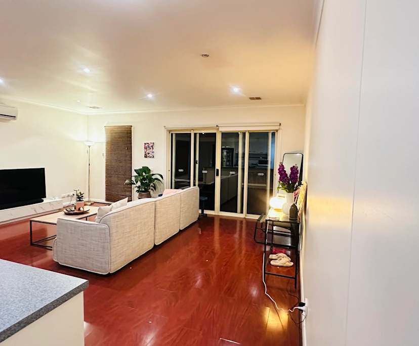 propertyImage