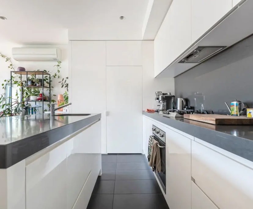 $320, Flatshare, 2 bathrooms, Carlton North VIC 3003