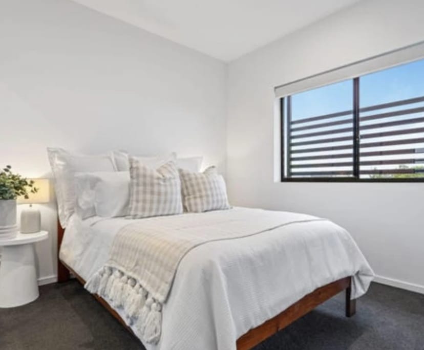 Unfurnished room with own bathroom