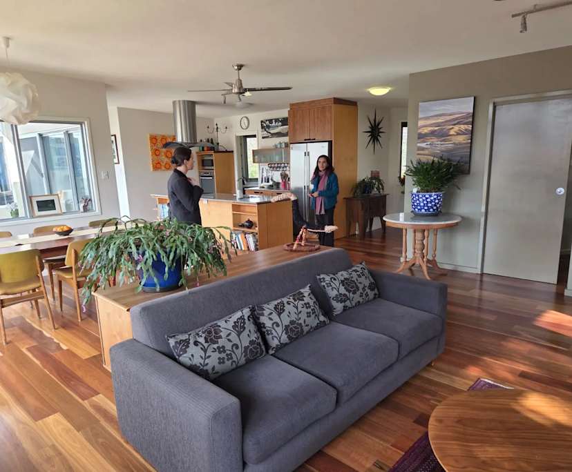 Whole property with 2 rooms for rent