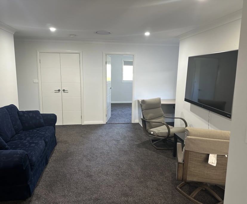 $325, Share-house, 5 bathrooms, Kellyville NSW 2155