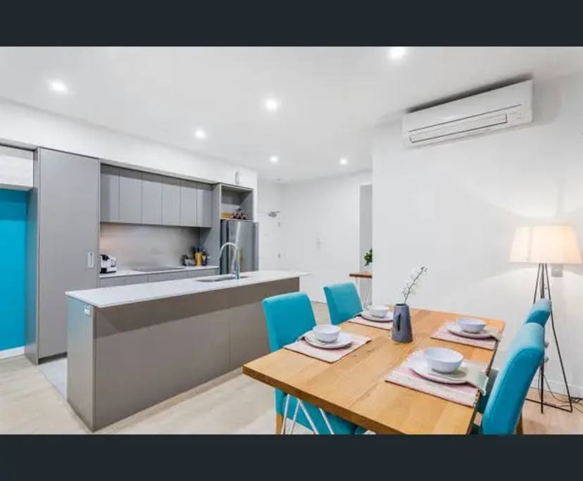 Unfurnished room in a flatshare