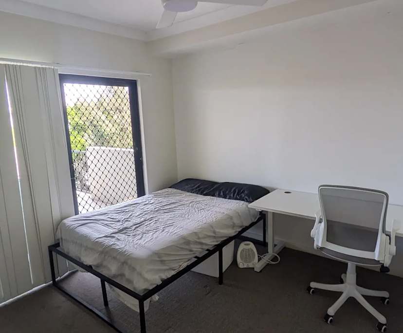 Room with ensuite in a share house