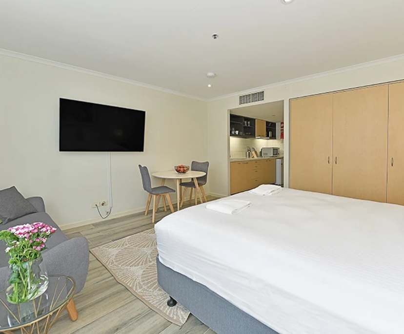 $620, 1-bed, 1 bathroom, Melbourne VIC 3000