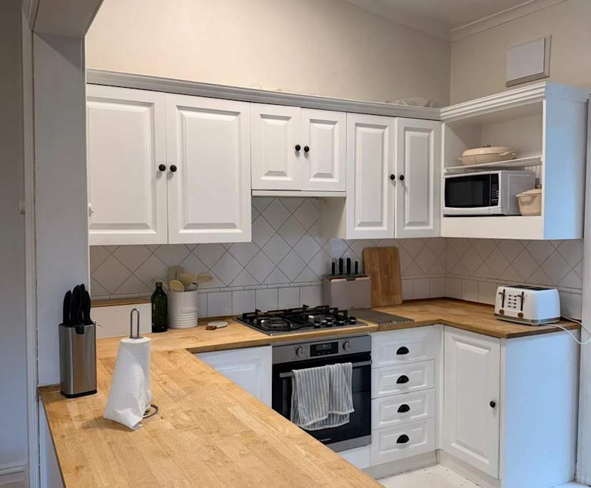 Whole property with 3 rooms for rent