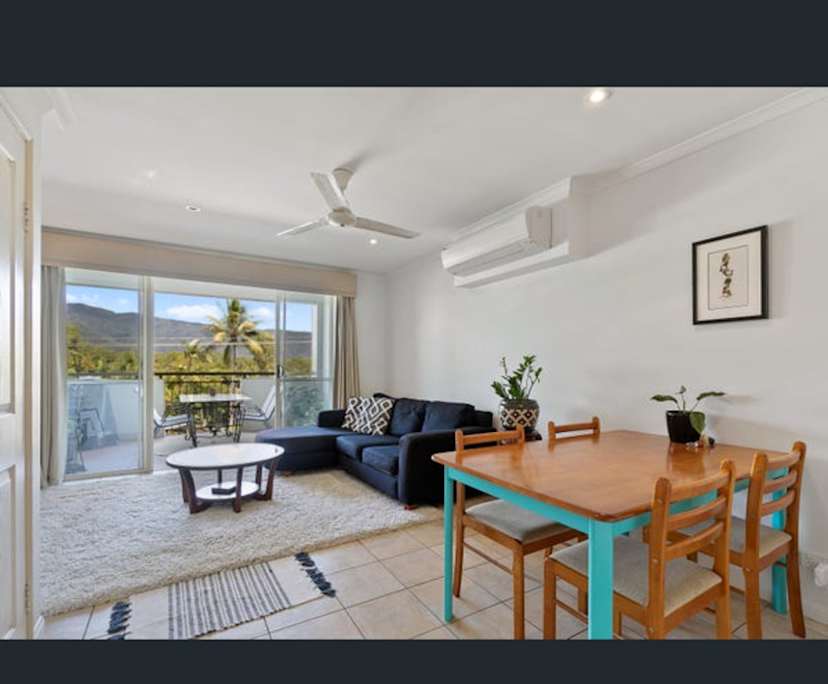 Furnished room with ensuite in a flatshare