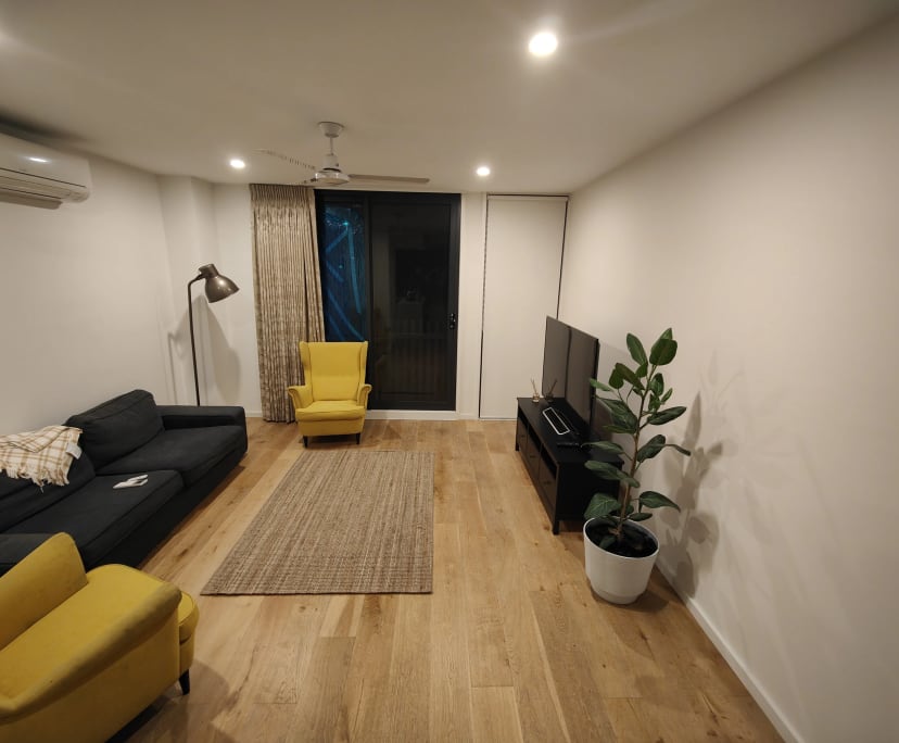 Furnished room with own bathroom