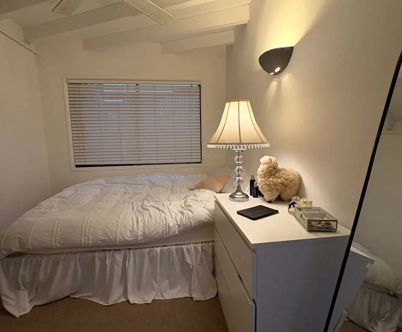 Unfurnished room with own bathroom