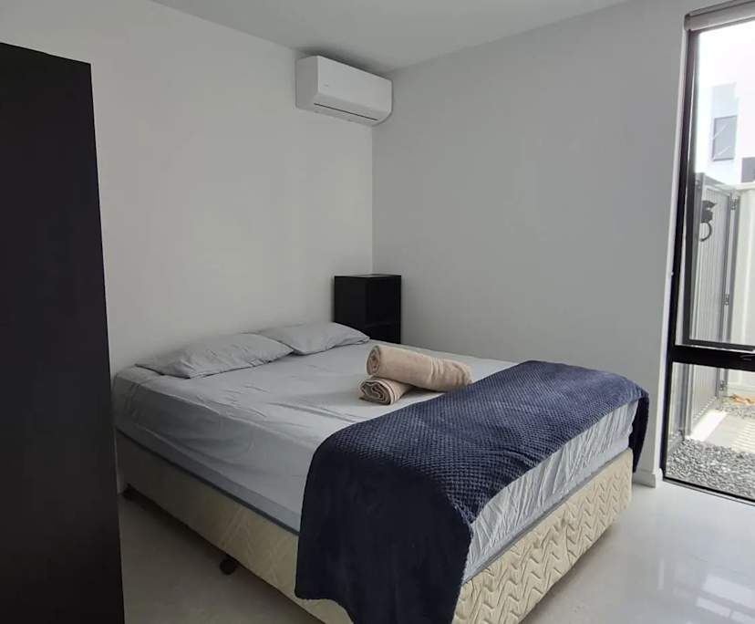 Furnished room with own bathroom