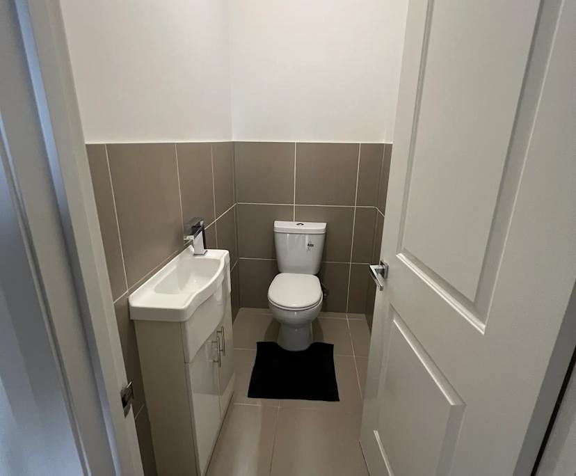 $250, Share-house, 3 bathrooms, Roxburgh Park VIC 3064