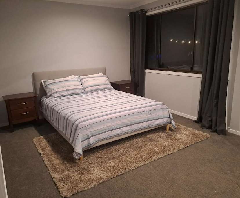$330, Homestay, 2 bathrooms, Guanaba QLD 4210