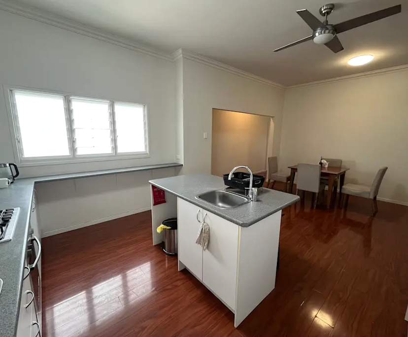 $360-410, Share-house, 2 rooms, Spring Hill QLD 4000, Spring Hill QLD 4000