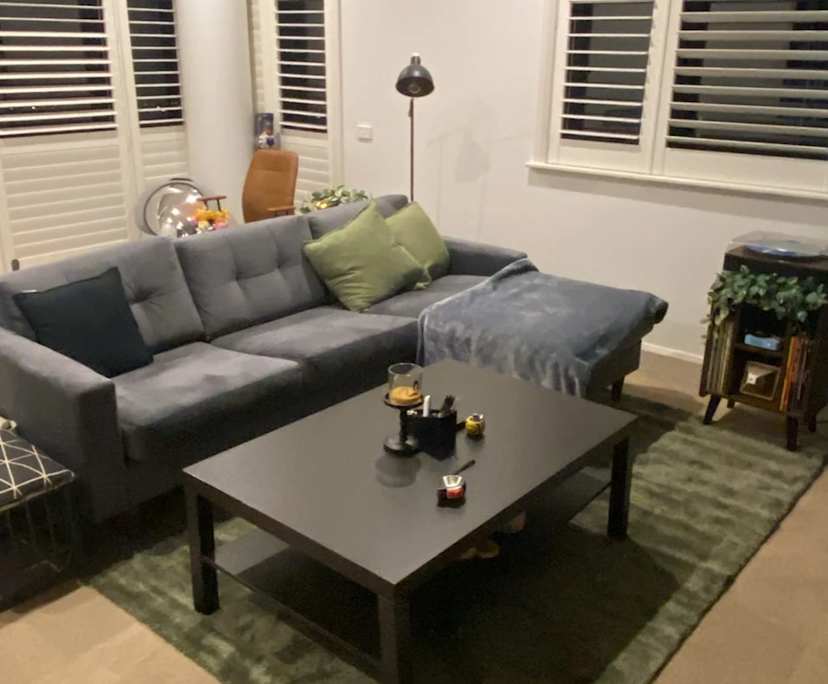 Furnished room with ensuite in a flatshare