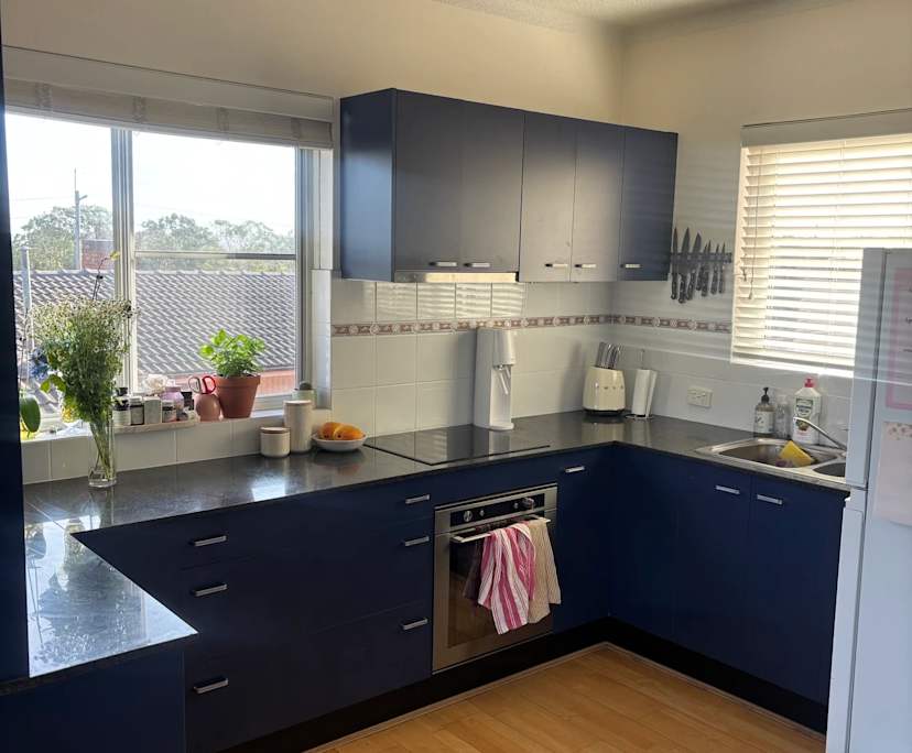 Unfurnished room in a flatshare