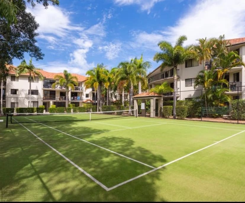 $400, Flatshare, 2 bathrooms, Mermaid Beach QLD 4218