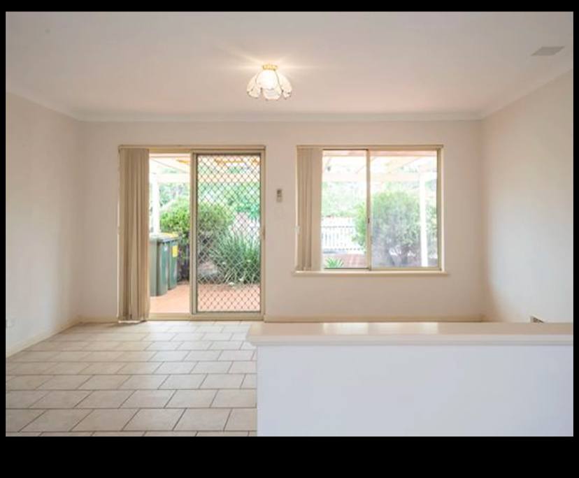 Unfurnished room in a share house